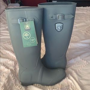 NWT KAMIK Tall Gray Rainboots